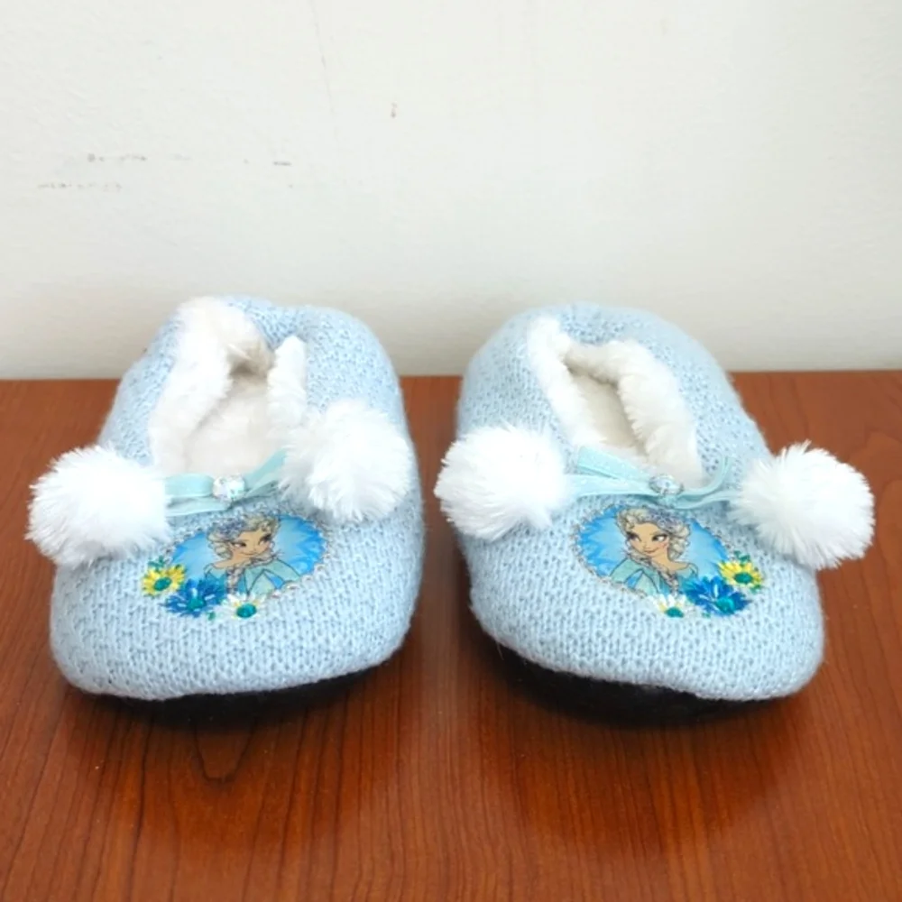 LIKE NEW The Disney Store Girls Blue Knit Frozen Elsa Slippers Size 2/3